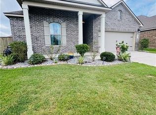 677 Cat Island Ct, Slidell, LA 70461