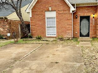 6272 Kirby Downs Dr, Memphis, TN 38115