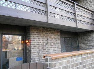 510 Kenneth Cir, Elgin, IL 60120