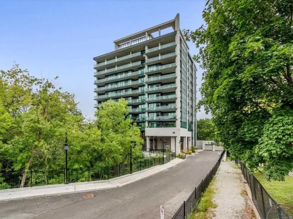 50 Hall Rd #606, Halton Hills, ON L7G 0J8