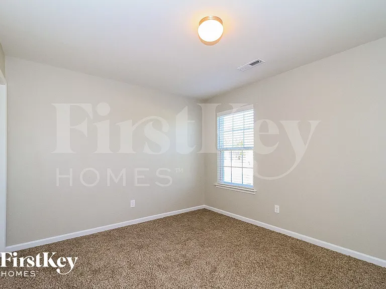 270 Mount Olivet Dr — Photo 11