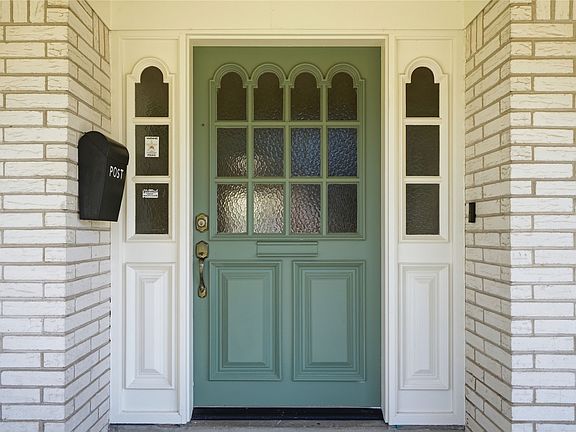 2nd image of 3637 E 48th Pl