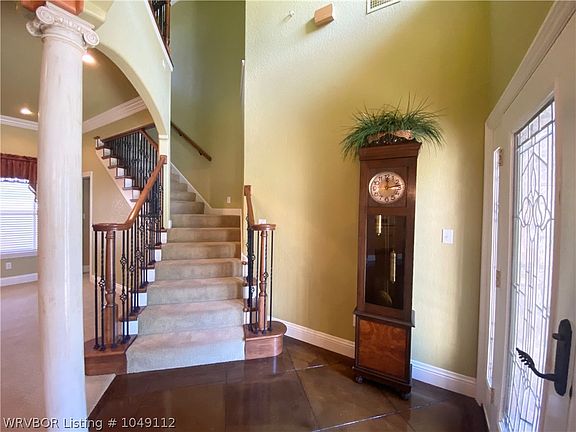 3rd image of 2310 Parkridge Dr