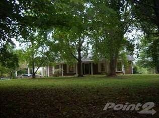 5250 Turney Groce Rd, Byrdstown, TN 38549