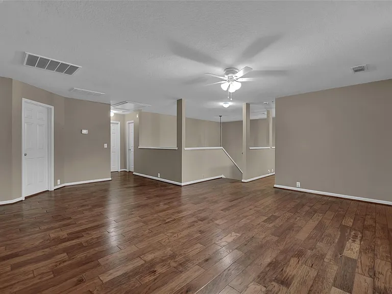 2706 Woodspring Forest Dr — Photo 24