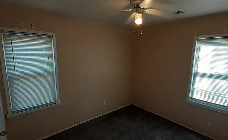 8662 Ford Ave — Photo 12