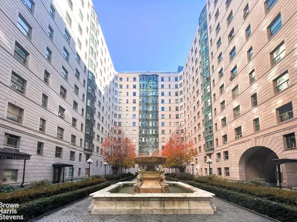 225 West 86th Street image 13 of 20