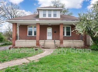 2410 N And South Rd, Saint Louis, MO 63114