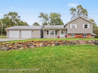 6165 Dutcher Rd, Howell, MI 48843