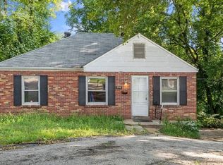 5516 Fair Ridge Ct, Saint Louis, MO 63136