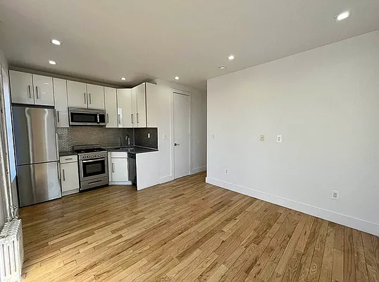 Rented by Ink Realty Services LLC | media 6