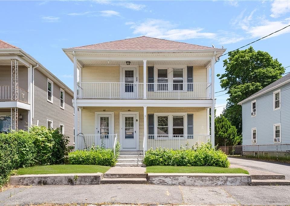 1st image of 147 Tweed St