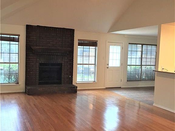 4th image of 626 Saint Andrews Pl