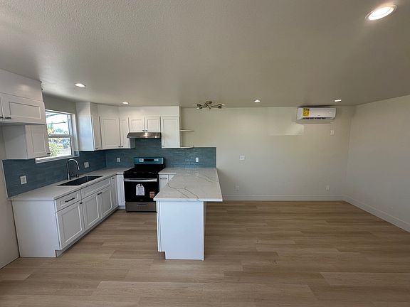2nd image of 2401 W Repetto Ave #2403