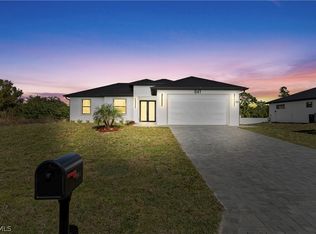 841 Nimitz Blvd, Lehigh Acres, FL 33974