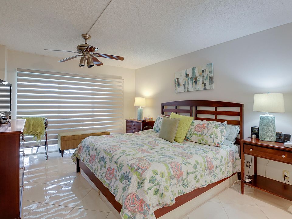1st image of 3524 Via Poinciana #201