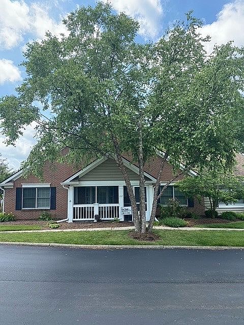 1st image of 267 Dogwood Ln