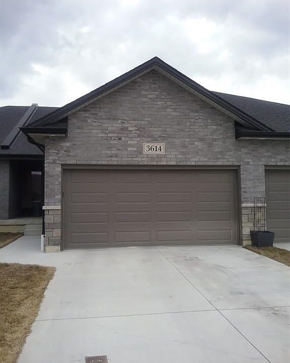 1st image of 3614 Hallee Cres