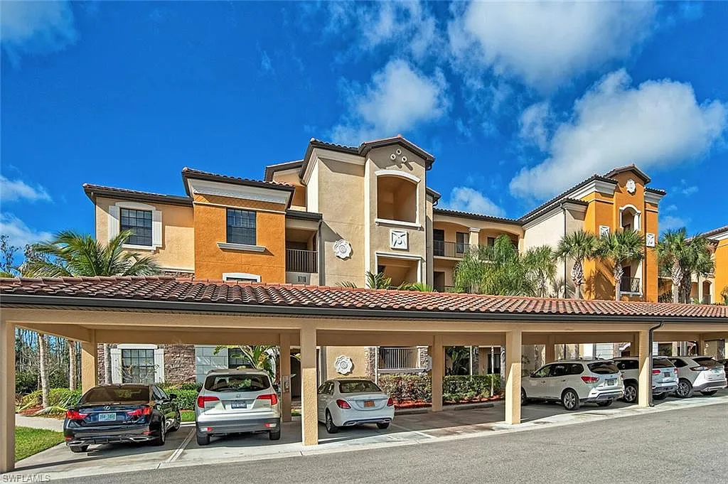 2 bed, 2.0 bath, 1408 sqft, $3,500 — Photo 2