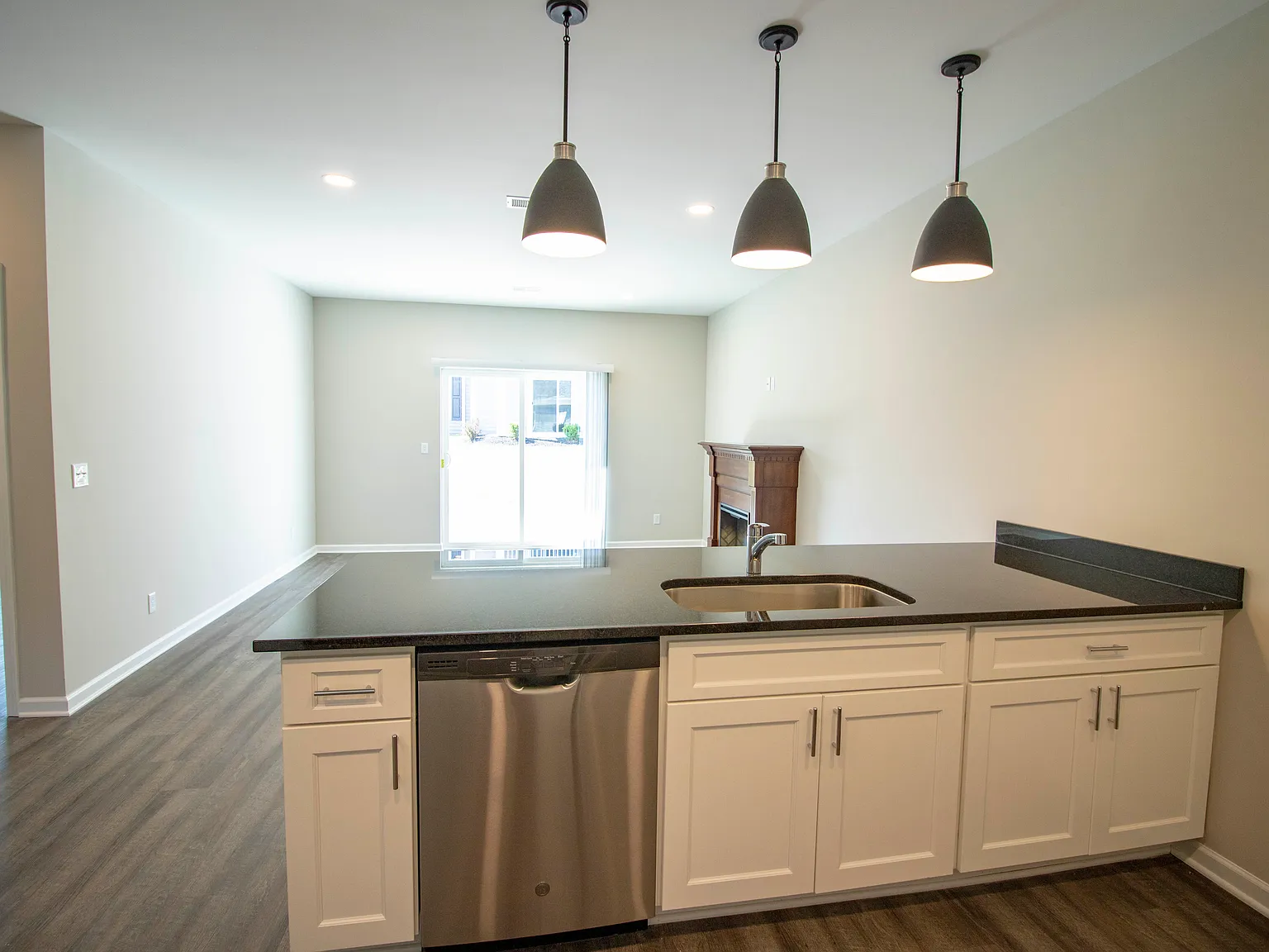 765 Fairchild Place — Photo 2
