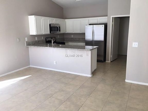 4th image of 429 Don Fernando Cir
