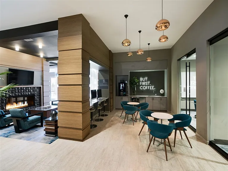 Signature Place — Photo 13