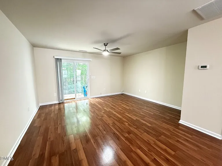 8527 Quarton Dr — Photo 8