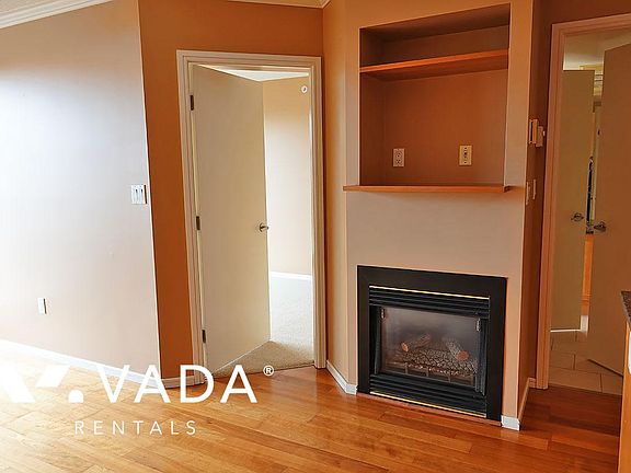 2nd image of 1723 Alberni St #2103