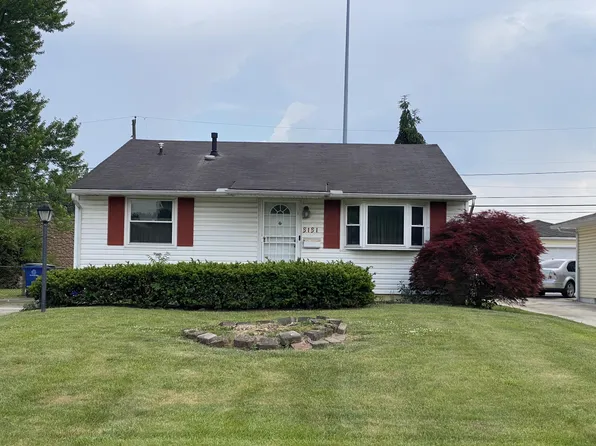 3131 Somerset Ct S, Columbus, OH 43227