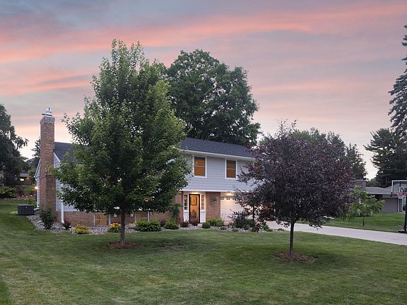4th image of 4812 Dunberry Ln