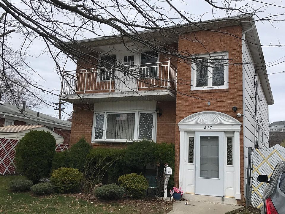 1st image of 877 N Railroad Ave
