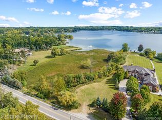 5375 Middlebelt Rd, West Bloomfield, MI 48323