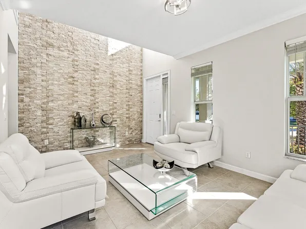 3269 Dunning Drive, Royal Palm Beach, FL 33411