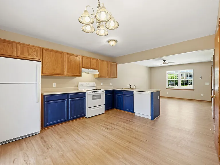 100 Pisgah Ct — Photo 5