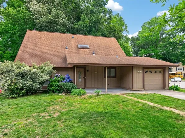 4048 Barkleaf Dr, Virginia Beach, VA 23462