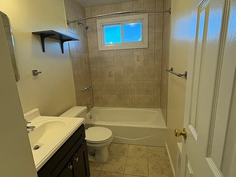 142 Coale Ave #2 — Photo 10