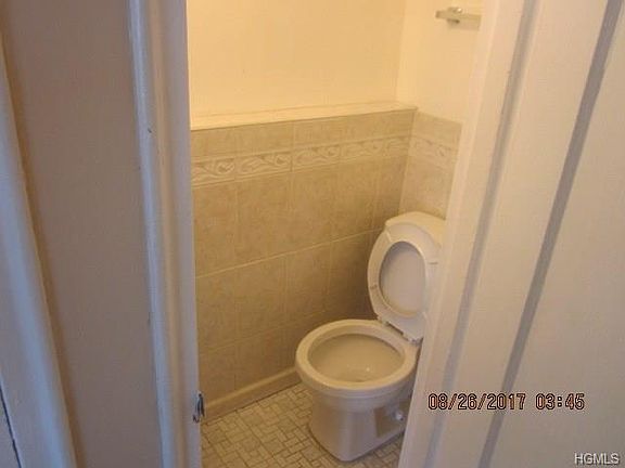 5th image of 3009 Laconia Ave