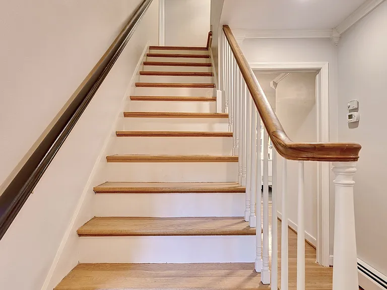 114 Richards Rd — Photo 33