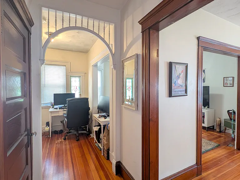 16 Central Rd #1 — Photo 2