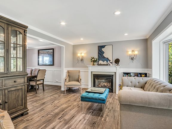 2nd image of 7 Alexandria Dr