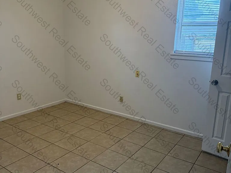 3025 Sheridan St — Photo 7