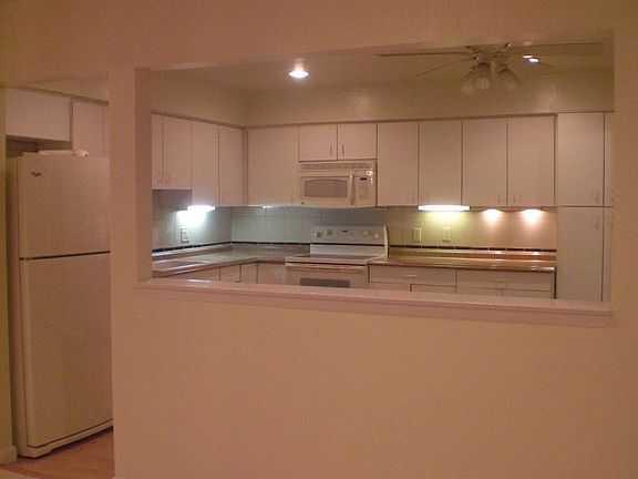 4th image of 5880 Vassar #A