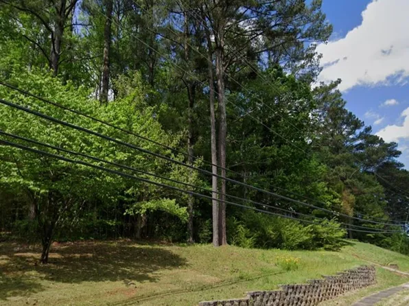 1144 Edwards Lake Rd #58, Birmingham, AL 35235