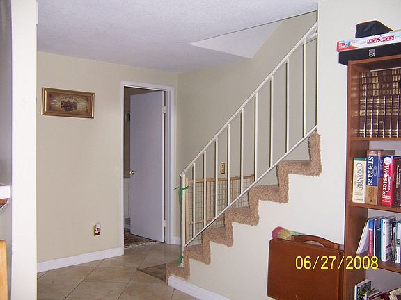 2nd image of 2321 S Magnolia 5a Ave
