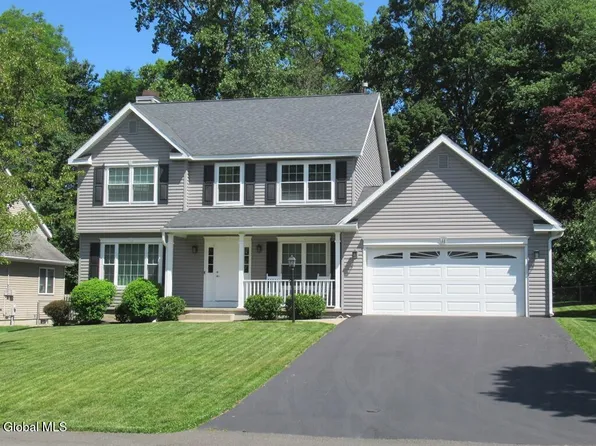 11 Elaine Court, Latham, NY 12110