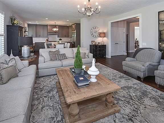 5th image of 32564 Muirfield Dr