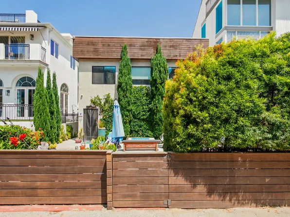 Privateer Duplex, 21-23 Privateer St, Marina Del Rey, CA 90292