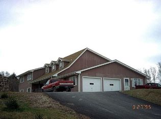 22279 Old Lincoln Hwy, Crescent, IA 51526