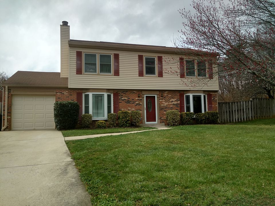 4555 Lantern Place