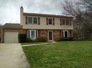 4555 Lantern Pl, Alexandria, VA 22306